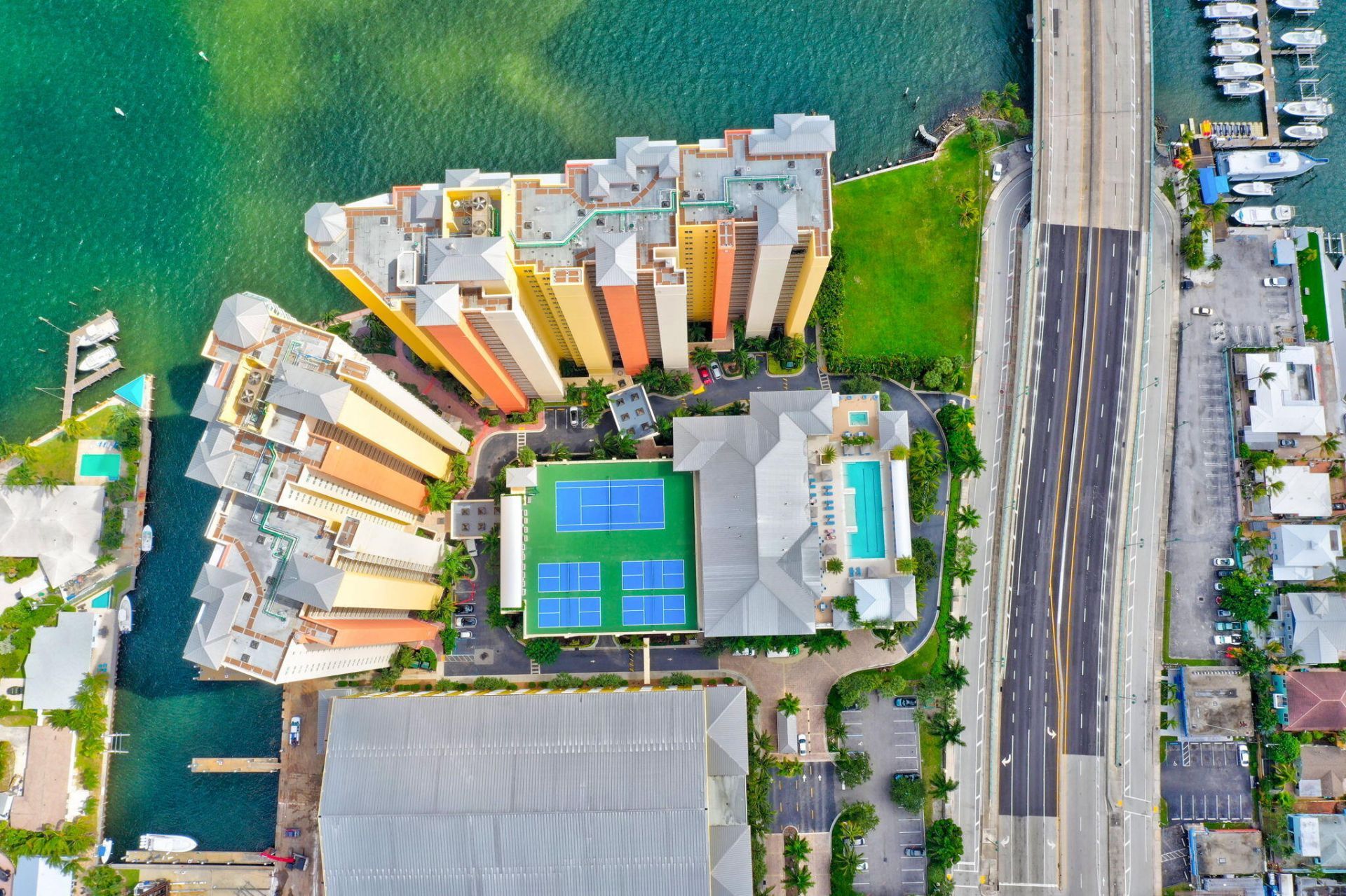 2640 Lake Shore Drive, Unit 2608, Riviera Beach, FL 33404 Photo