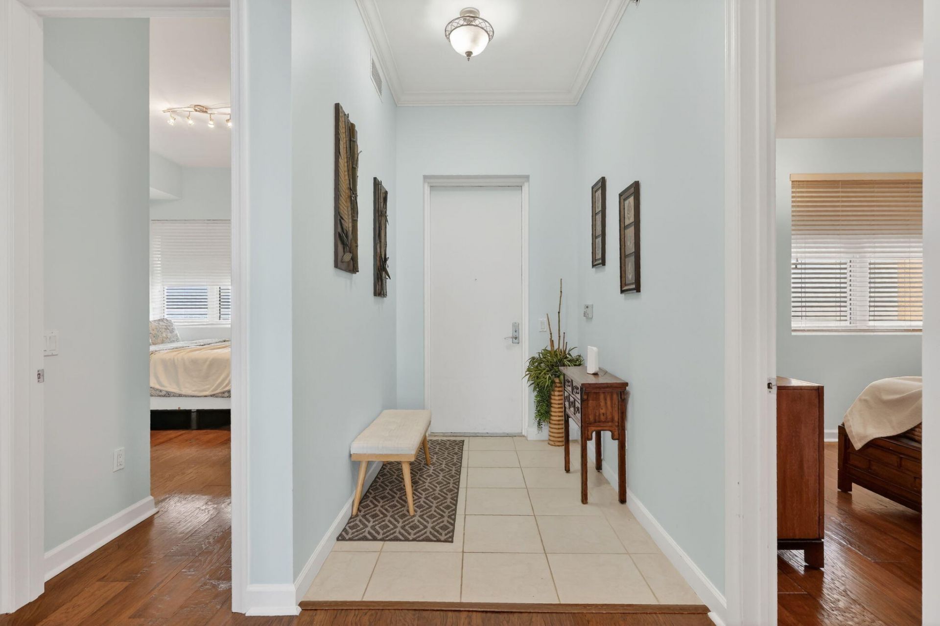 2640 Lake Shore Drive, Unit 2608, Riviera Beach, FL 33404 Photo