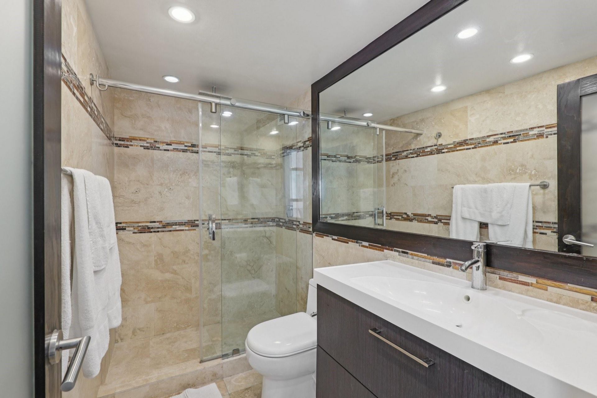 5601 Collins Avenue, Unit 1716, Miami Beach, FL 33140 Photo