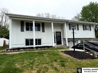 401 Garden Avenue , Bellevue, NE 68005