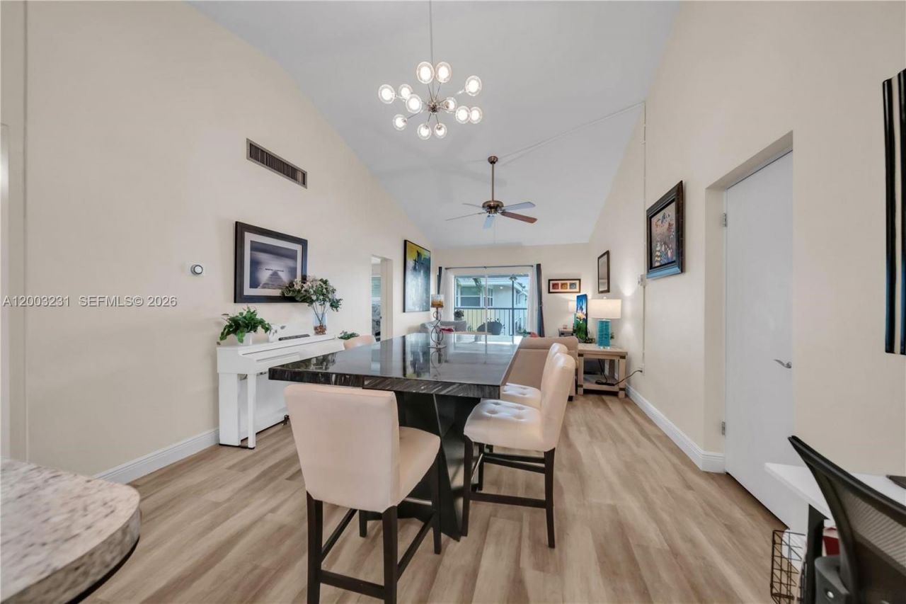 4613 SE 5th Street , Unit 210, Cape Coral, FL 33904 Photo