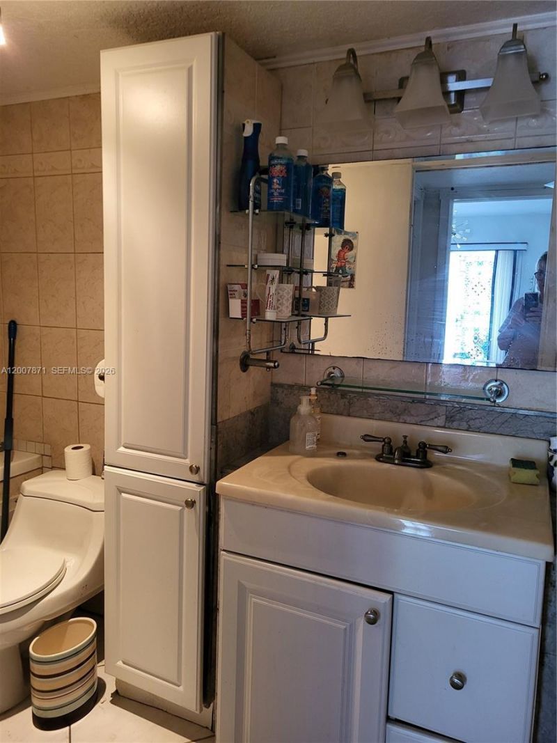 2050 Newcastle C , Unit 2050, Boca Raton, FL 33434 Photo