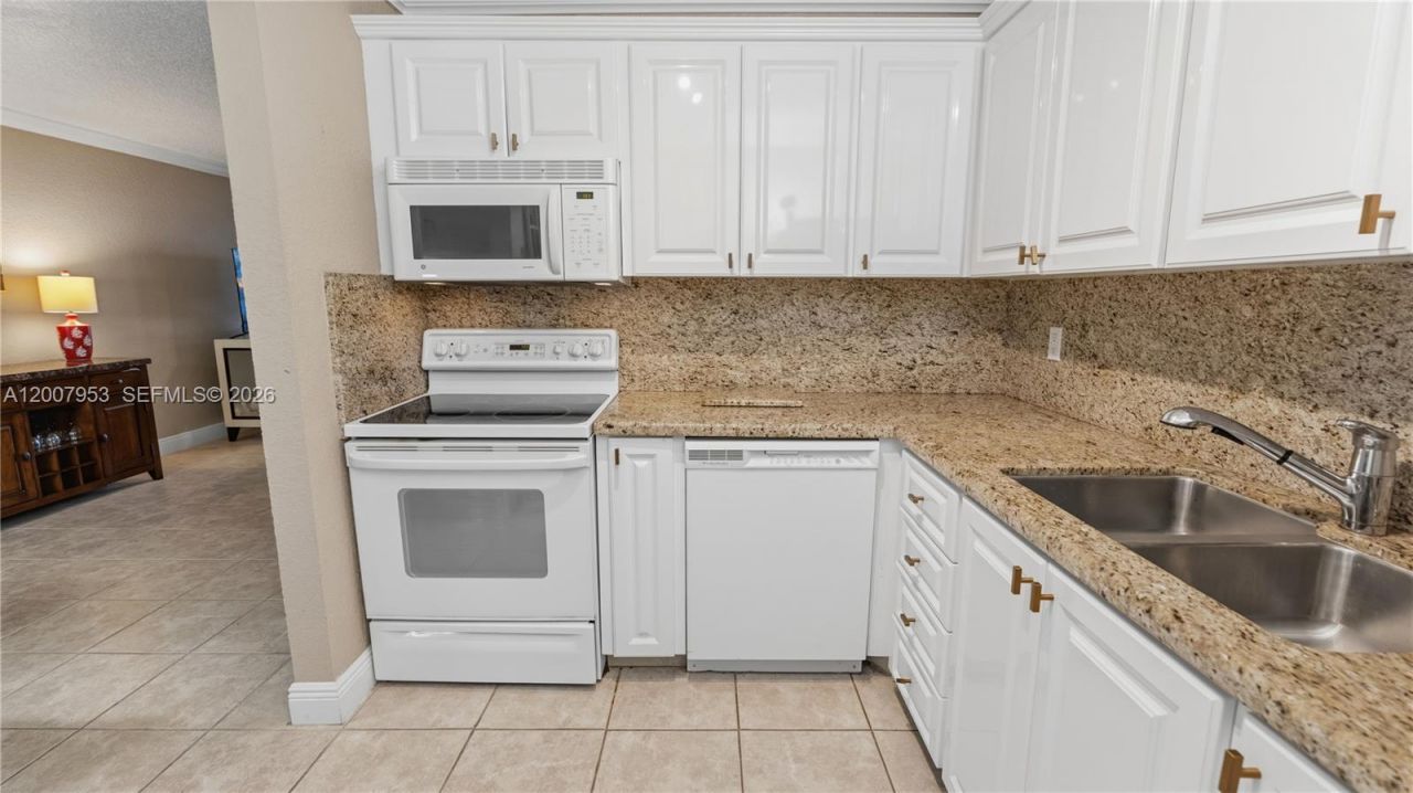 6315 Bay Club Dr , Unit 3, Fort Lauderdale, FL 33308 Photo