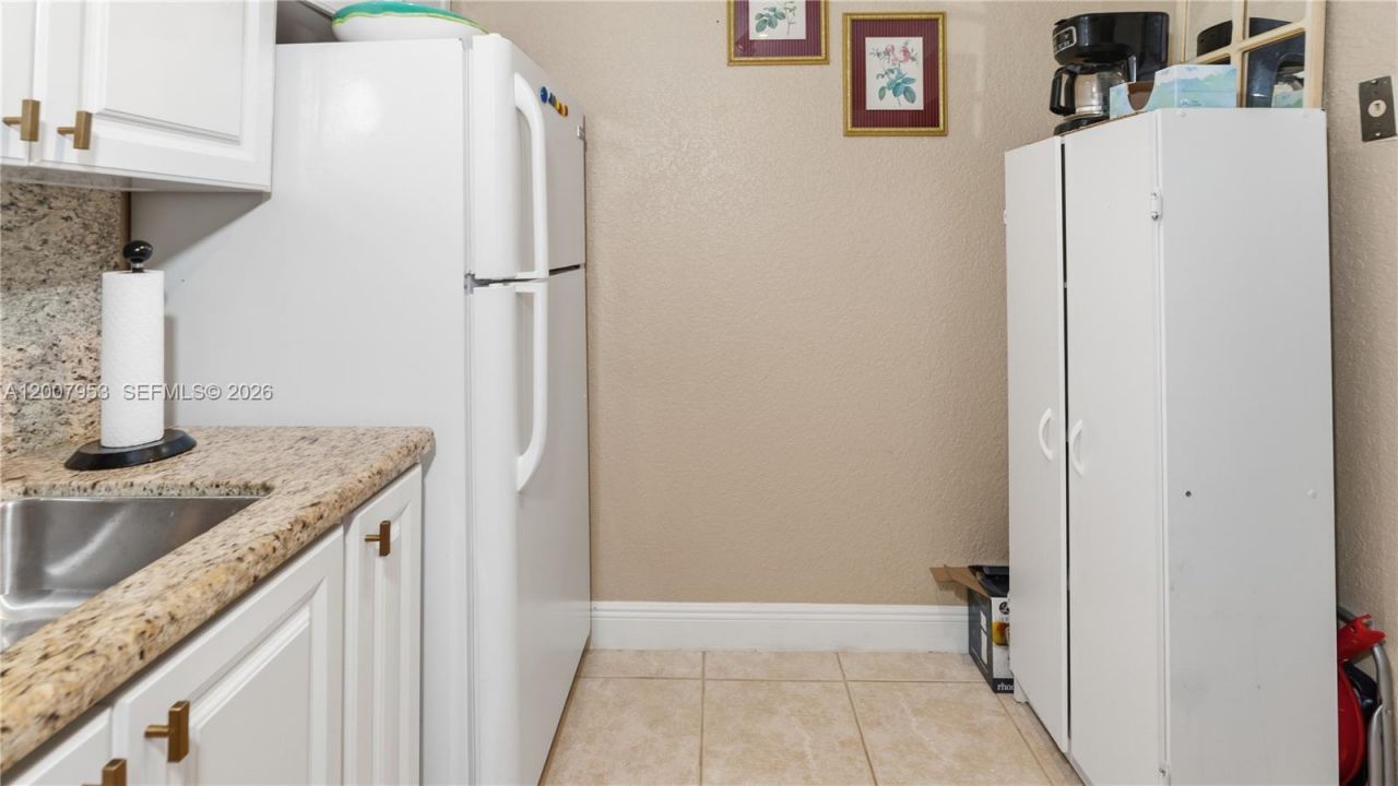6315 Bay Club Dr , Unit 3, Fort Lauderdale, FL 33308 Photo