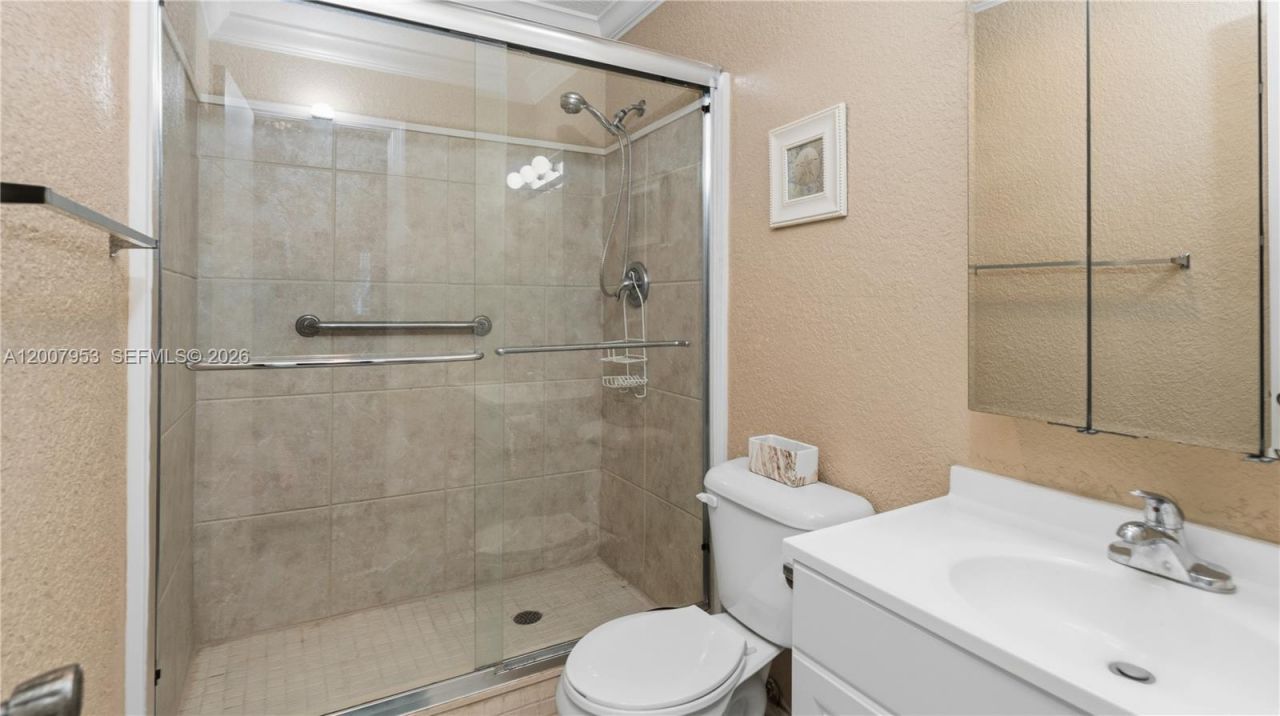 6315 Bay Club Dr , Unit 3, Fort Lauderdale, FL 33308 Photo
