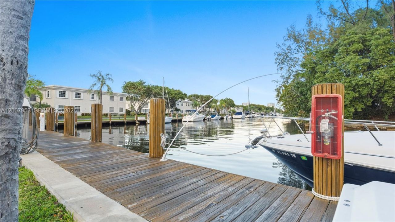 6315 Bay Club Dr , Unit 3, Fort Lauderdale, FL 33308 Photo