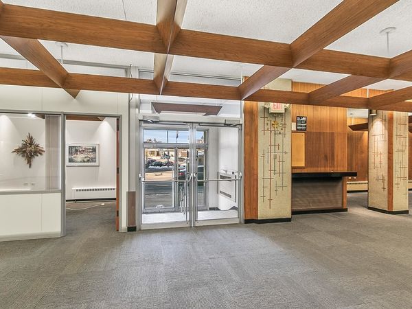 238 W Wisconsin Street, Portage, WI 53901