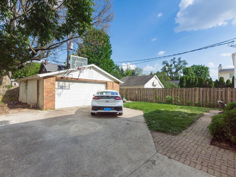 30 S Dawson Avenue, Columbus, OH 43209 Photo 3