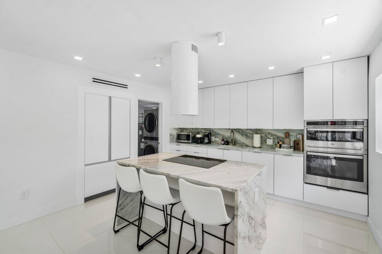 2724 N Ocean Boulevard, Fort Lauderdale, FL 33308 Photo