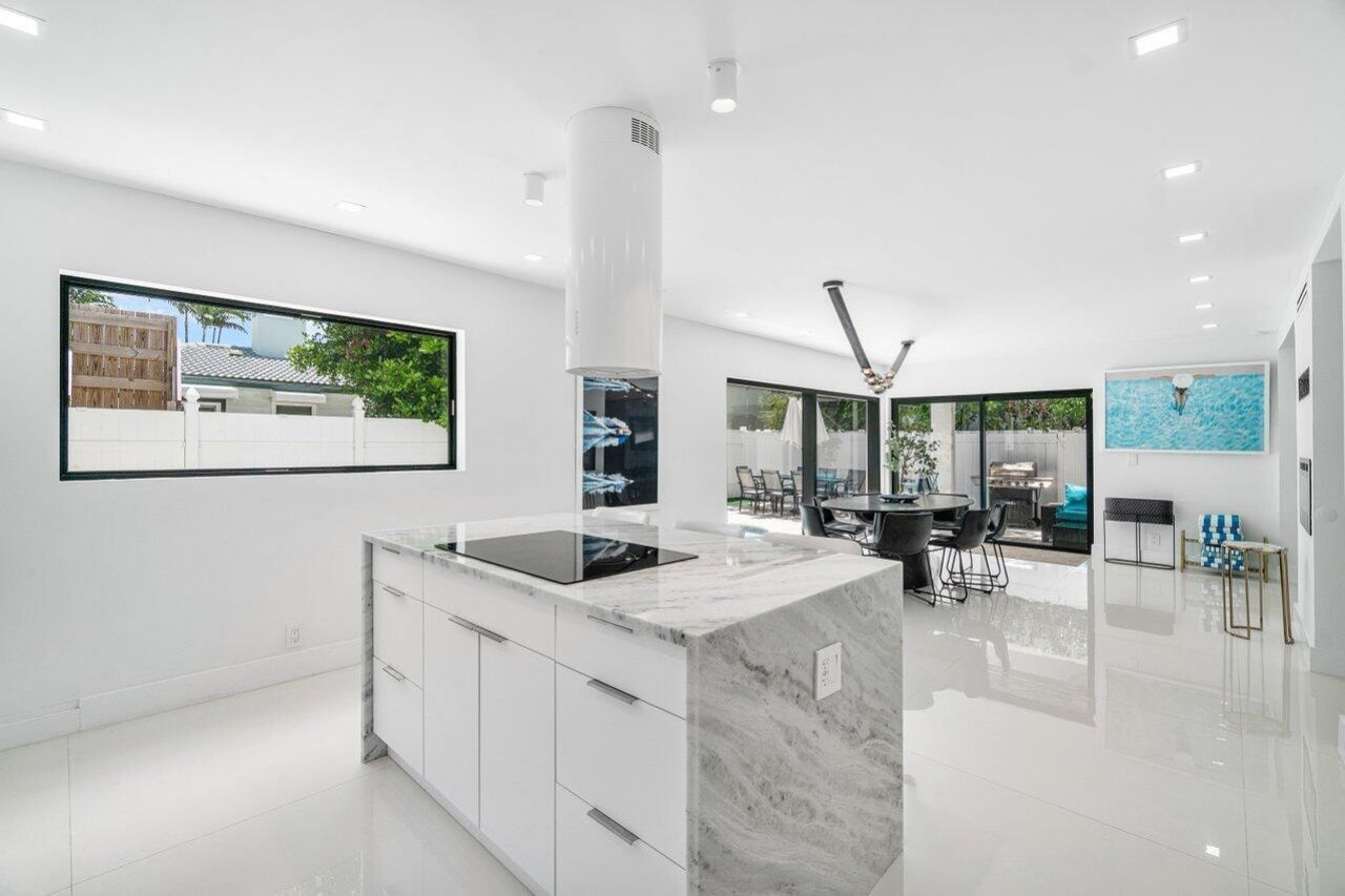 2724 N Ocean Boulevard, Fort Lauderdale, FL 33308 Photo