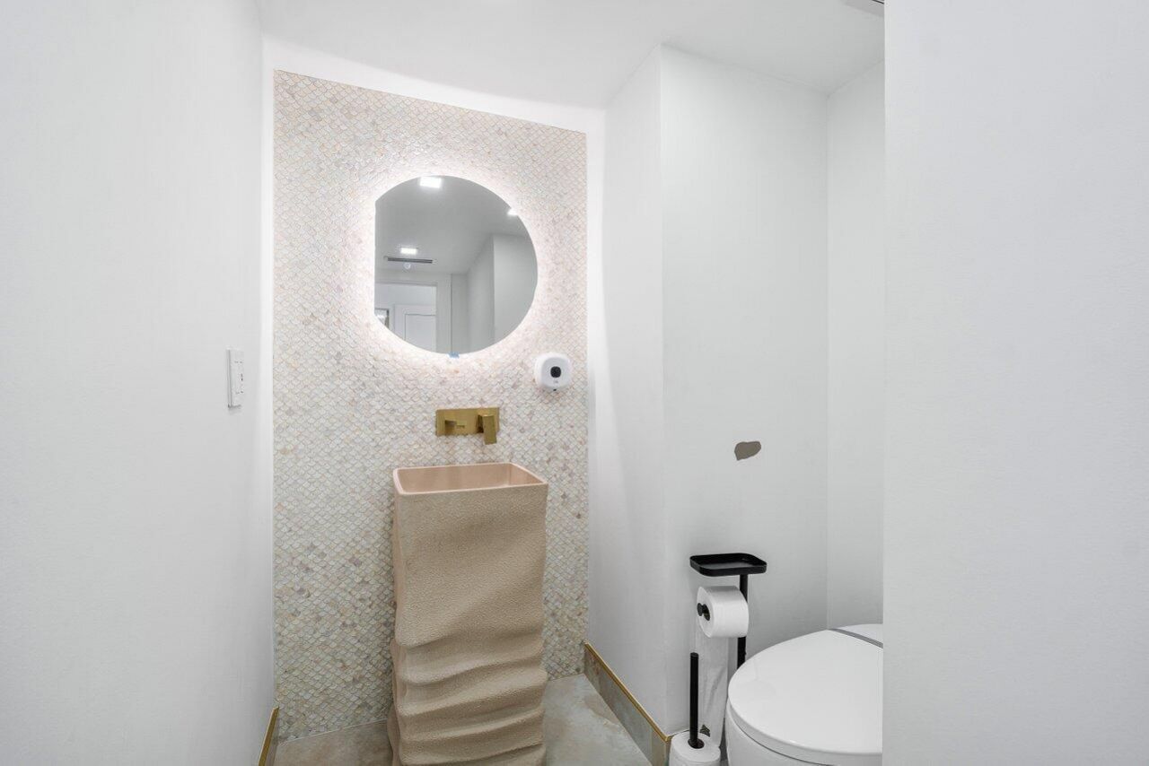 2724 N Ocean Boulevard, Fort Lauderdale, FL 33308 Photo