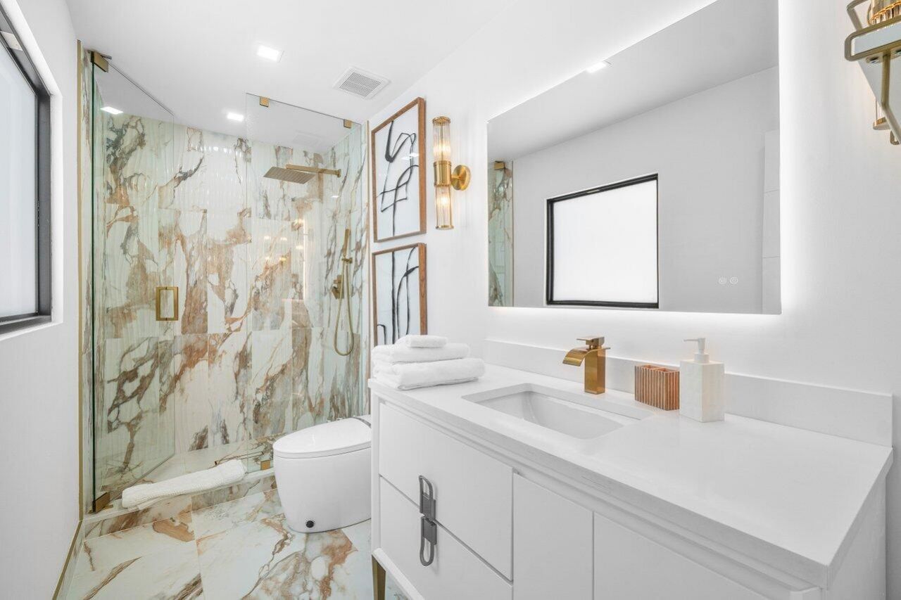 2724 N Ocean Boulevard, Fort Lauderdale, FL 33308 Photo