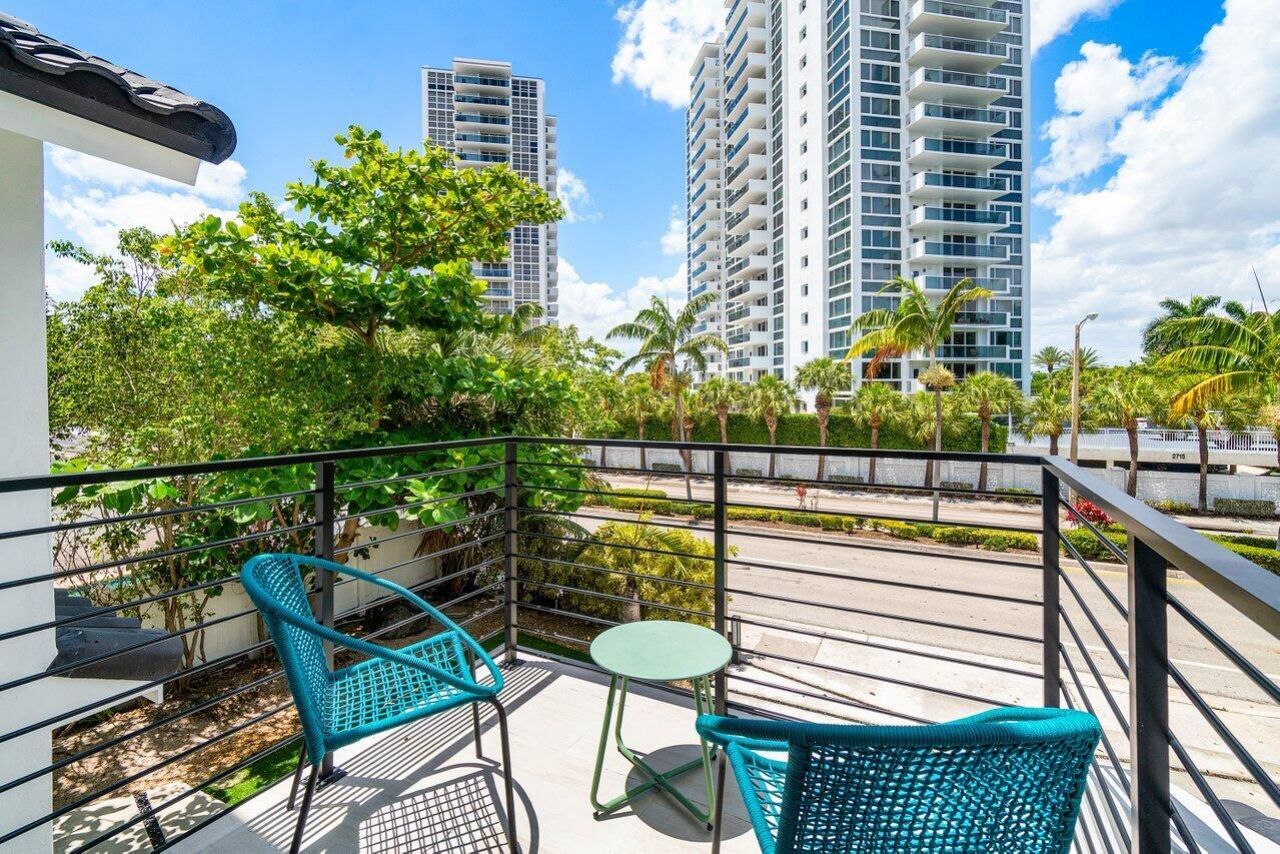 2724 N Ocean Boulevard, Fort Lauderdale, FL 33308 Photo