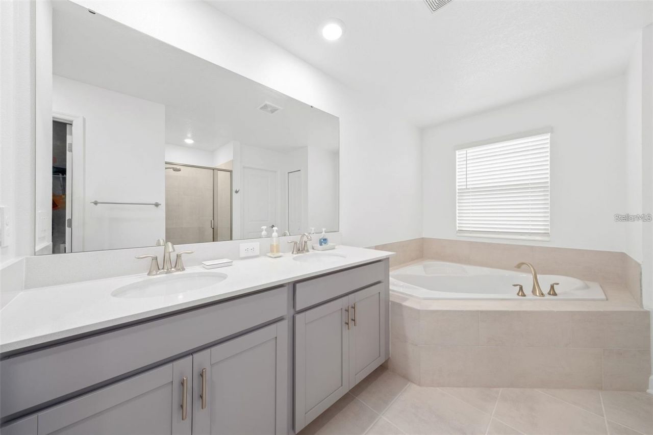 9715 Introduction Way , Orlando, FL 32832 Photo