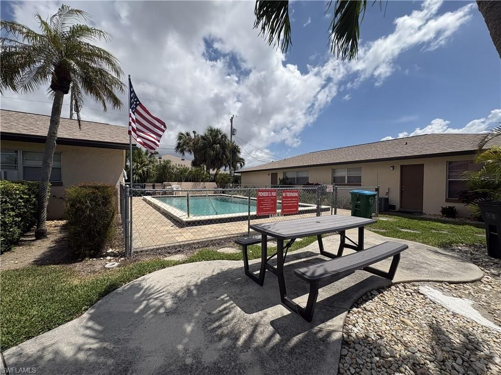 619 SE 47th St, Unit 5, Cape Coral, FL 33904 Photo