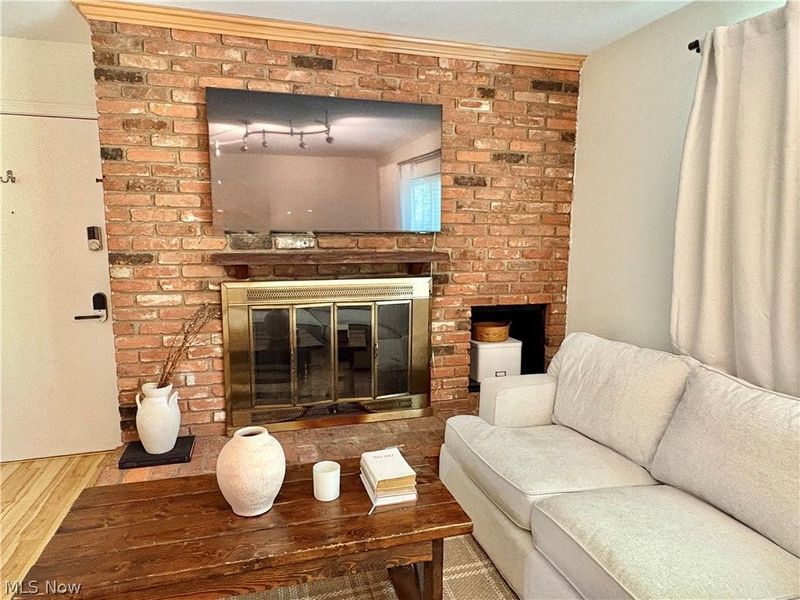 6910 Carriage Hill Drive, Unit 103, Brecksville, OH 44141 Photo 5