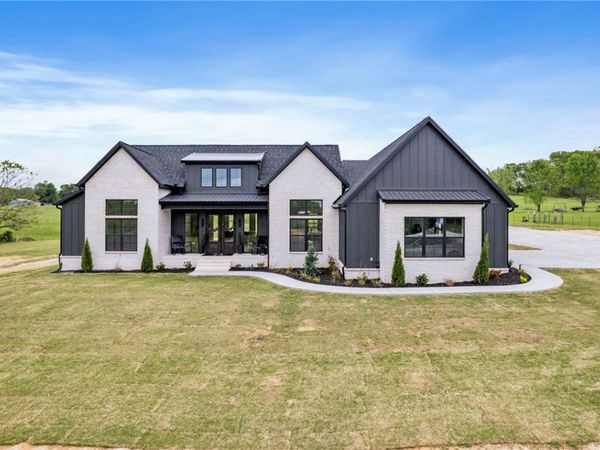 19344 Hughes Road , Garfield, AR 72732