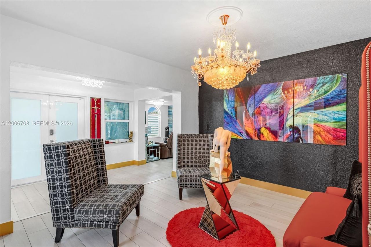 1870 NW 32nd Ave , Miami, FL 33125 Photo