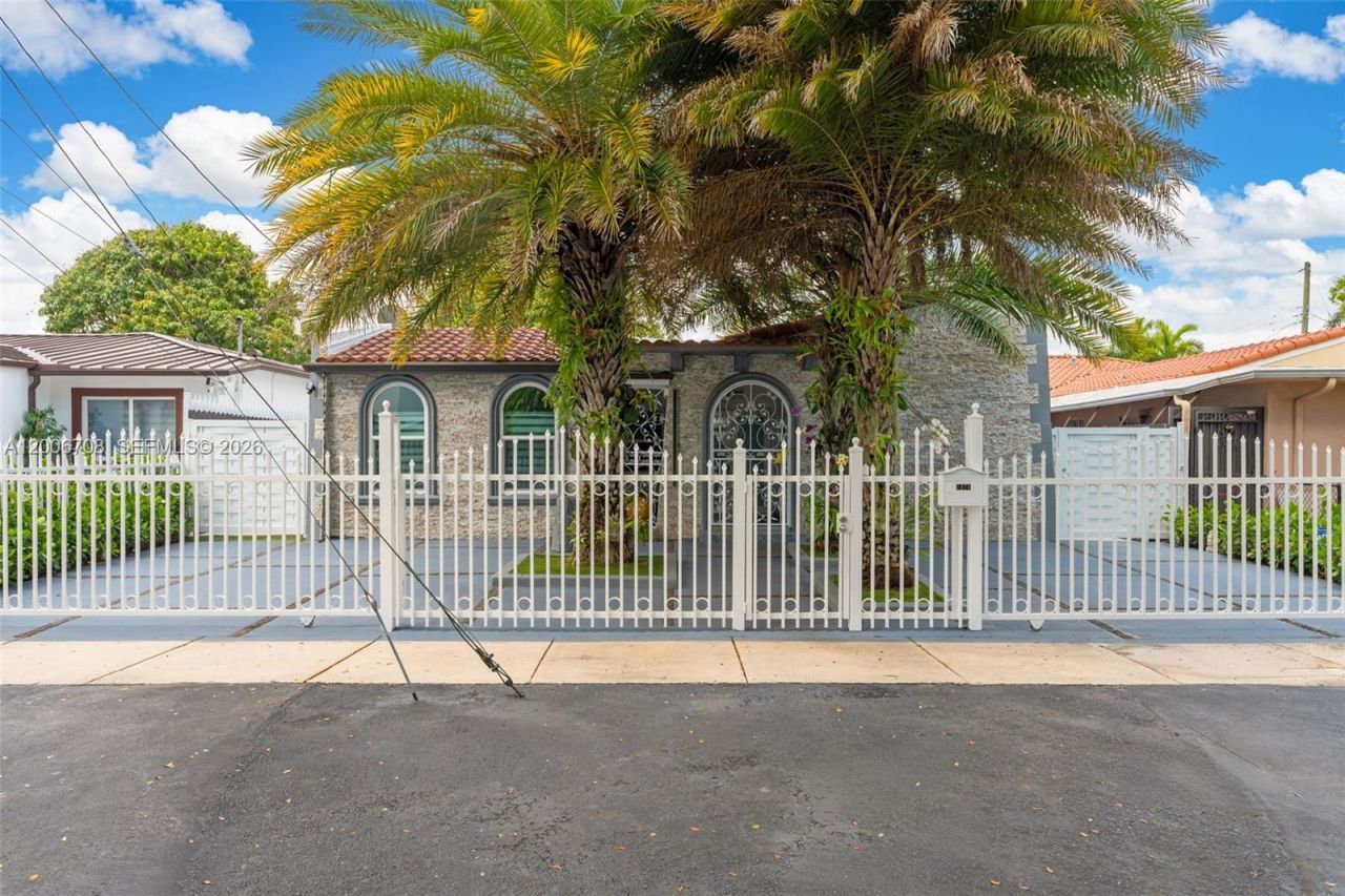 1870 NW 32nd Ave , Miami, FL 33125 Photo