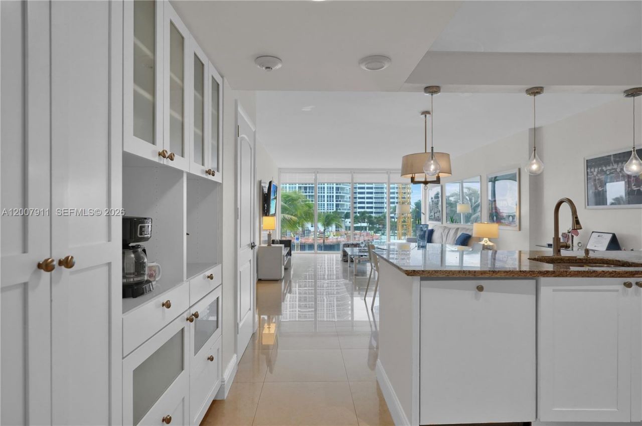 10275 Collins Ave , Unit 315, Bal Harbour, FL 33154 Photo