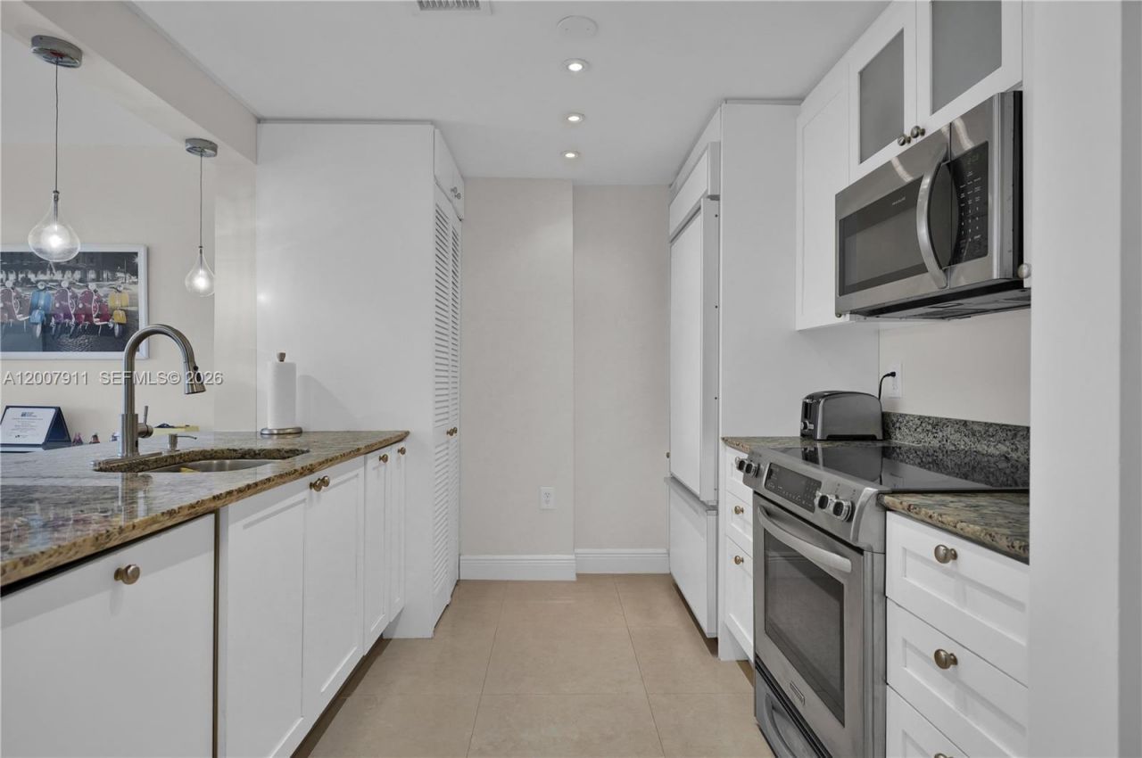 10275 Collins Ave , Unit 315, Bal Harbour, FL 33154 Photo
