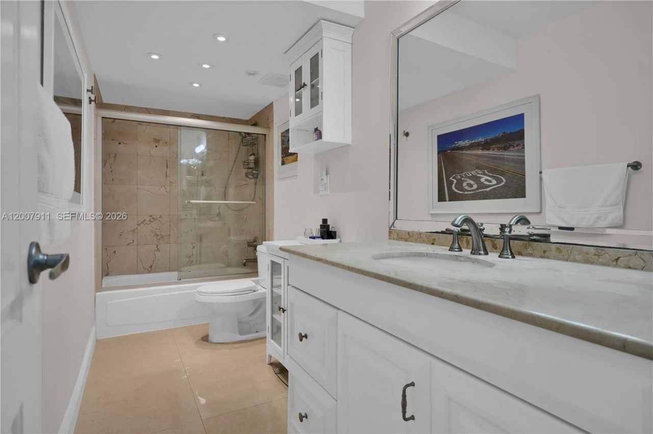10275 Collins Ave , Unit 315, Bal Harbour, FL 33154 Photo