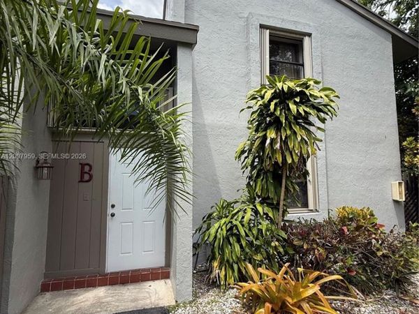 10661 SW 113th Pl , Unit 94B, Miami, FL 33176