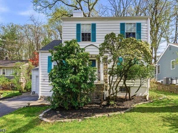 32 Hibernia Rd, Rockaway, NJ 07866