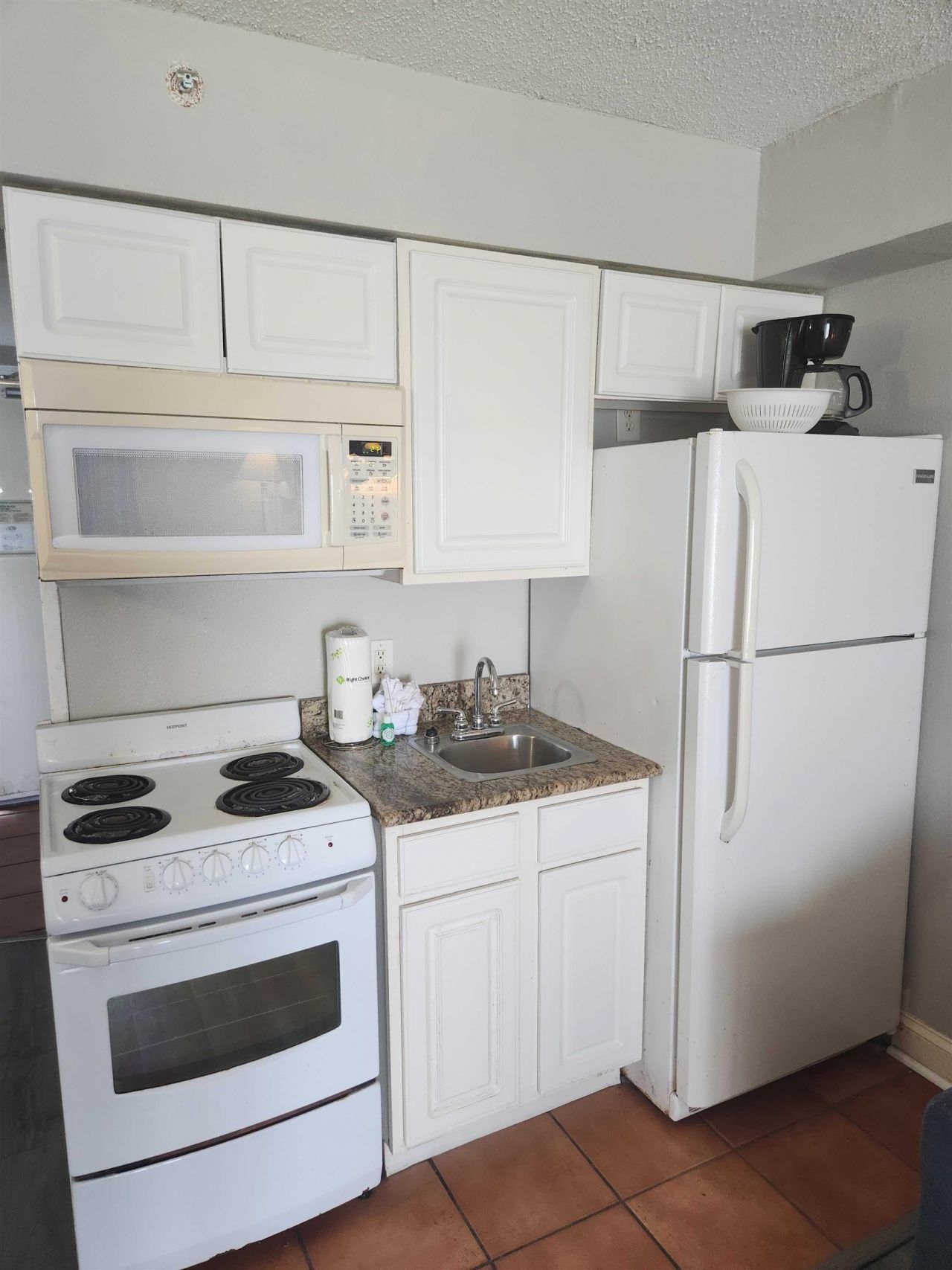 1207 S Ocean Blvd. Photo 11