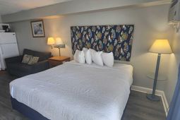 1207 S Ocean Blvd. photo 4