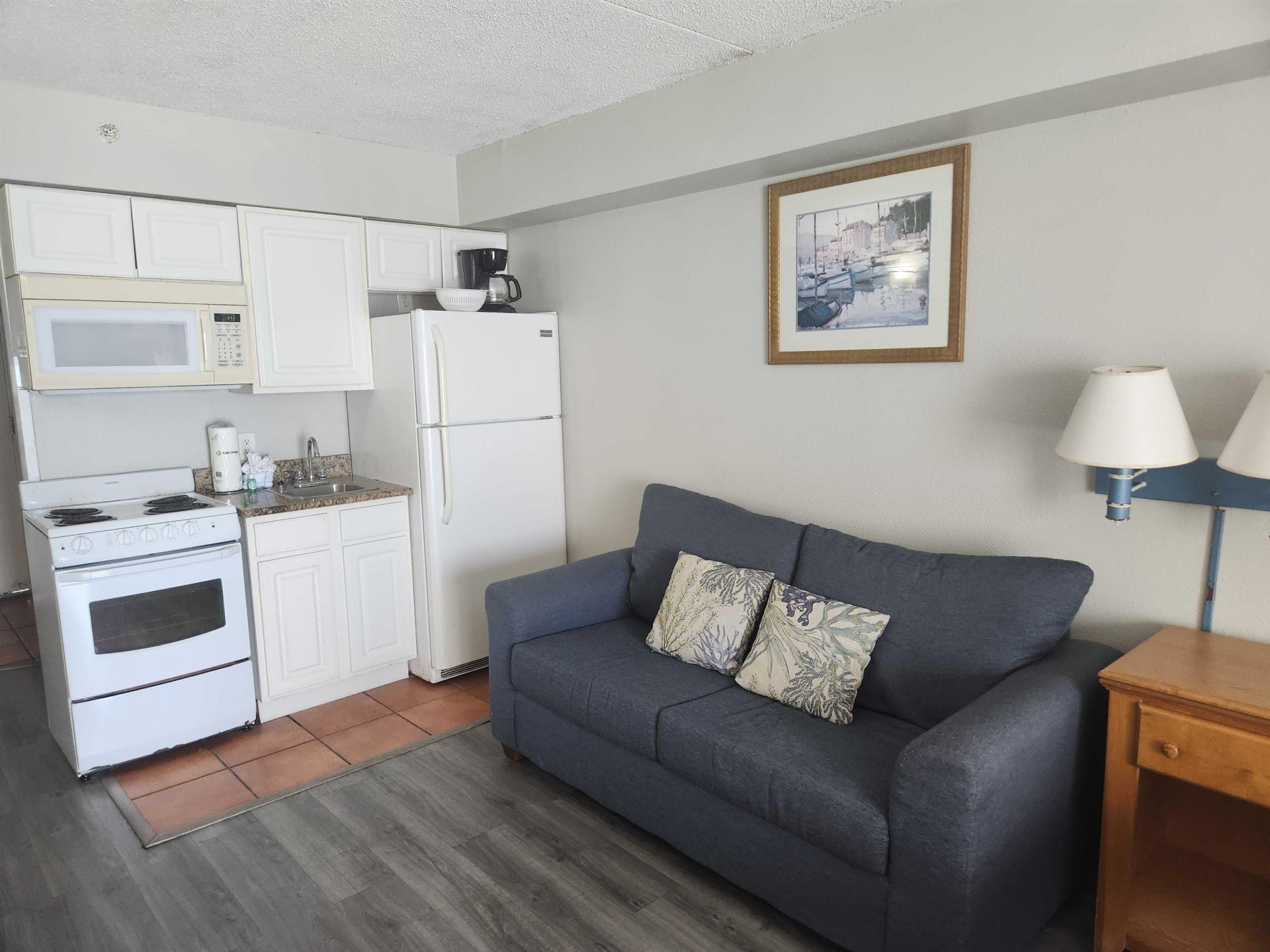 1207 S Ocean Blvd. Photo 9