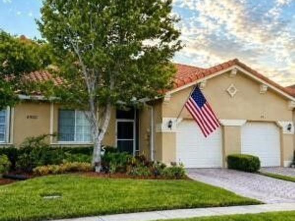 6500 Oxford Circle, Unit 103C, Vero Beach, FL 32966