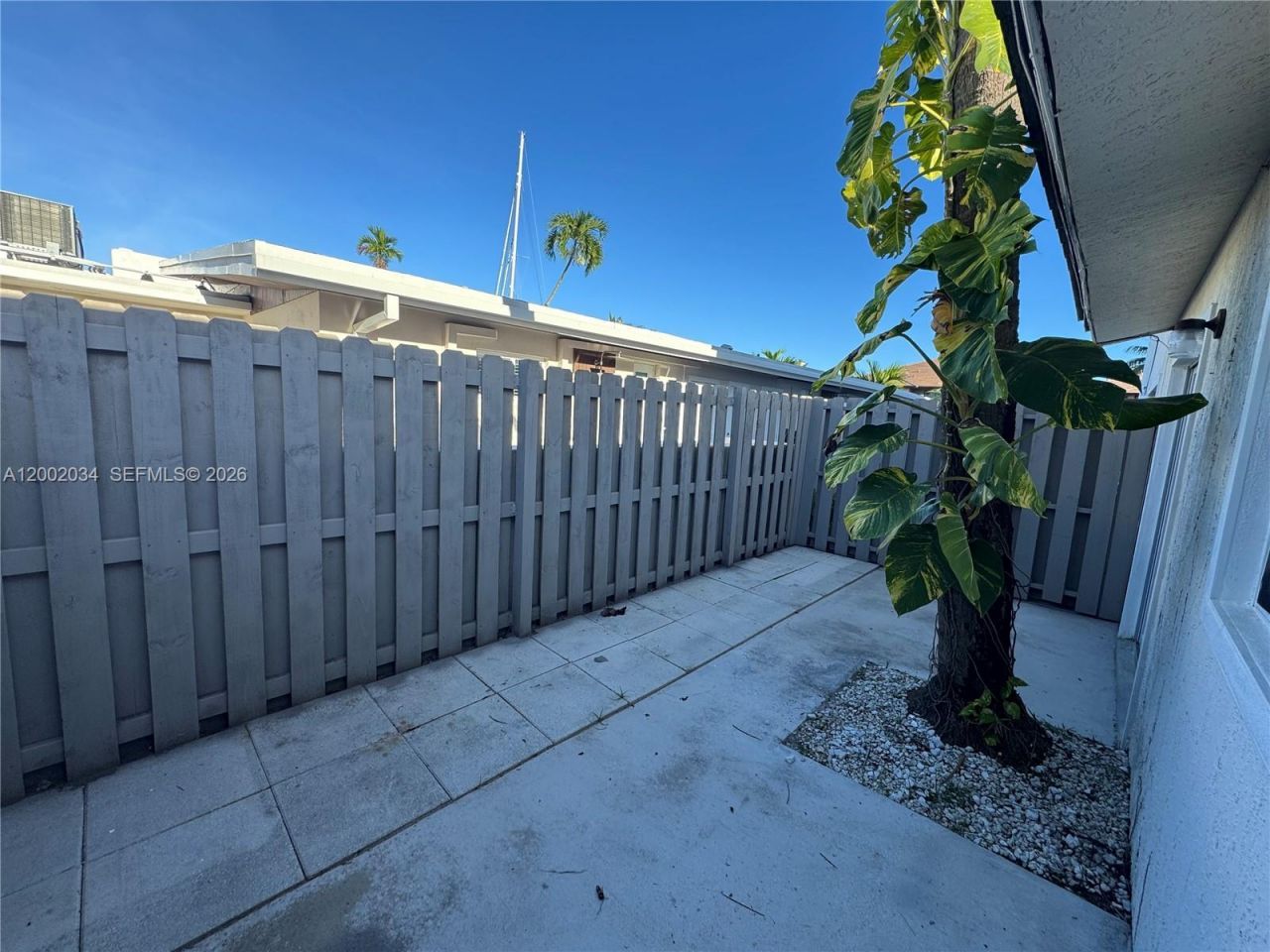 2724 NE 15th St , Unit 4, Fort Lauderdale, FL 33304 Photo