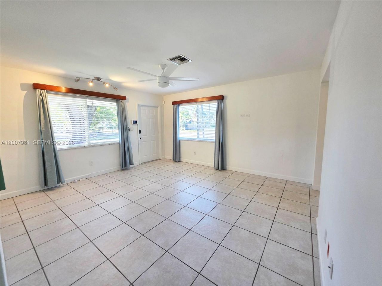 2111 N 26th Ave, Unit N, Hollywood, FL 33020 Photo