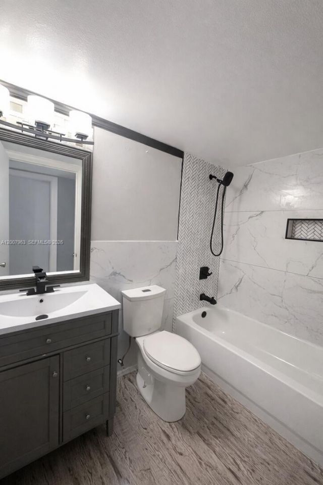 13870 SW 62nd St, Unit 208, Miami, FL 33183 Photo