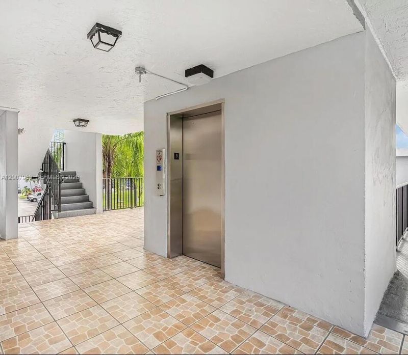 13870 SW 62nd St, Unit 208, Miami, FL 33183 Photo