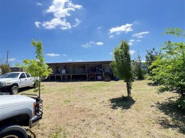 4215 Lanark Drive , Cresson, TX 76035