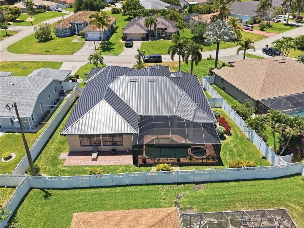 1911 SE 20th St , Cape Coral, FL 33990 Photo