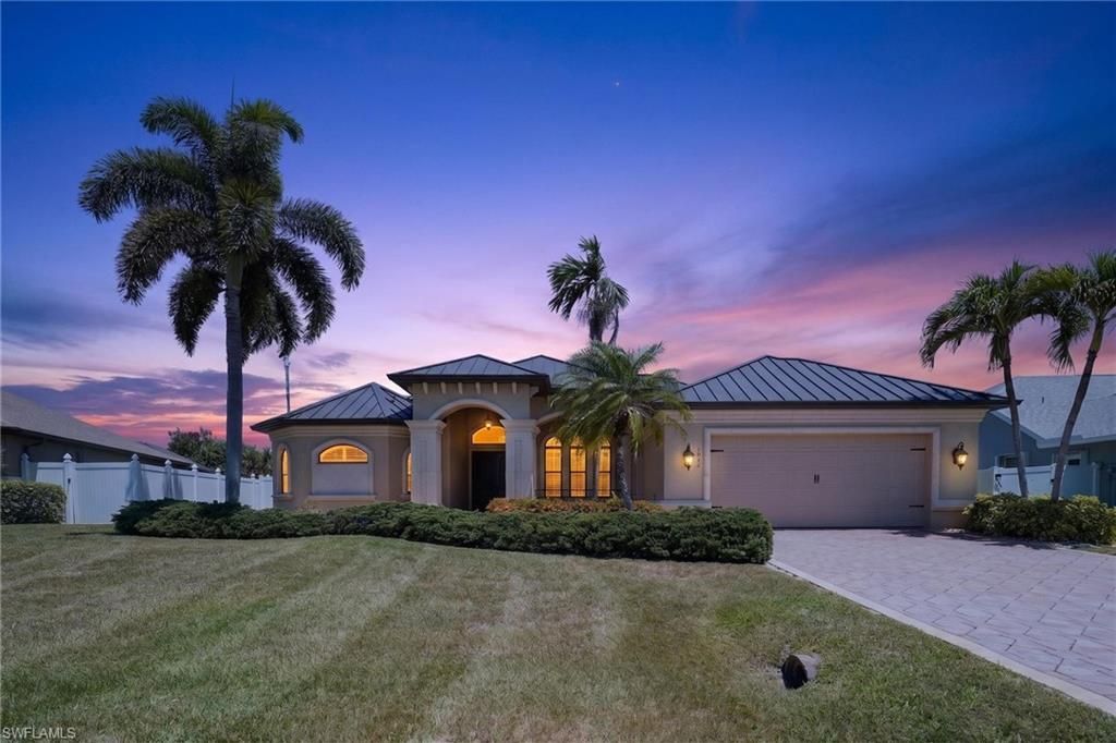 1911 SE 20th St , Cape Coral, FL 33990 Photo