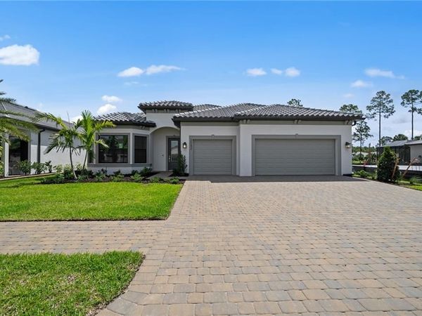 2082 Don Benito WAY , NAPLES, FL 34120