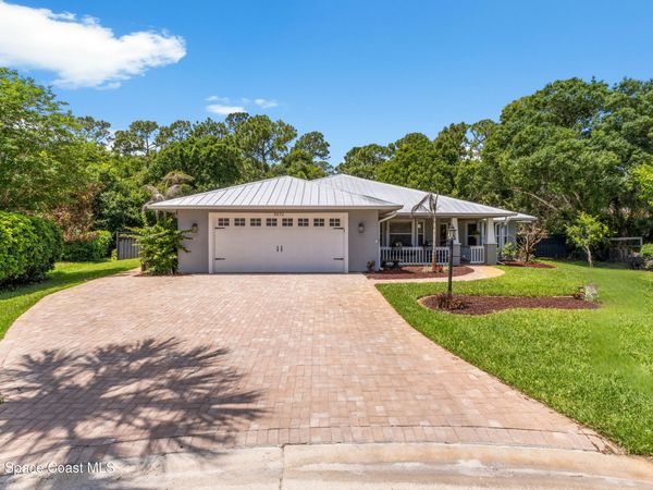 5870 39th Lane , Vero Beach, FL 32966
