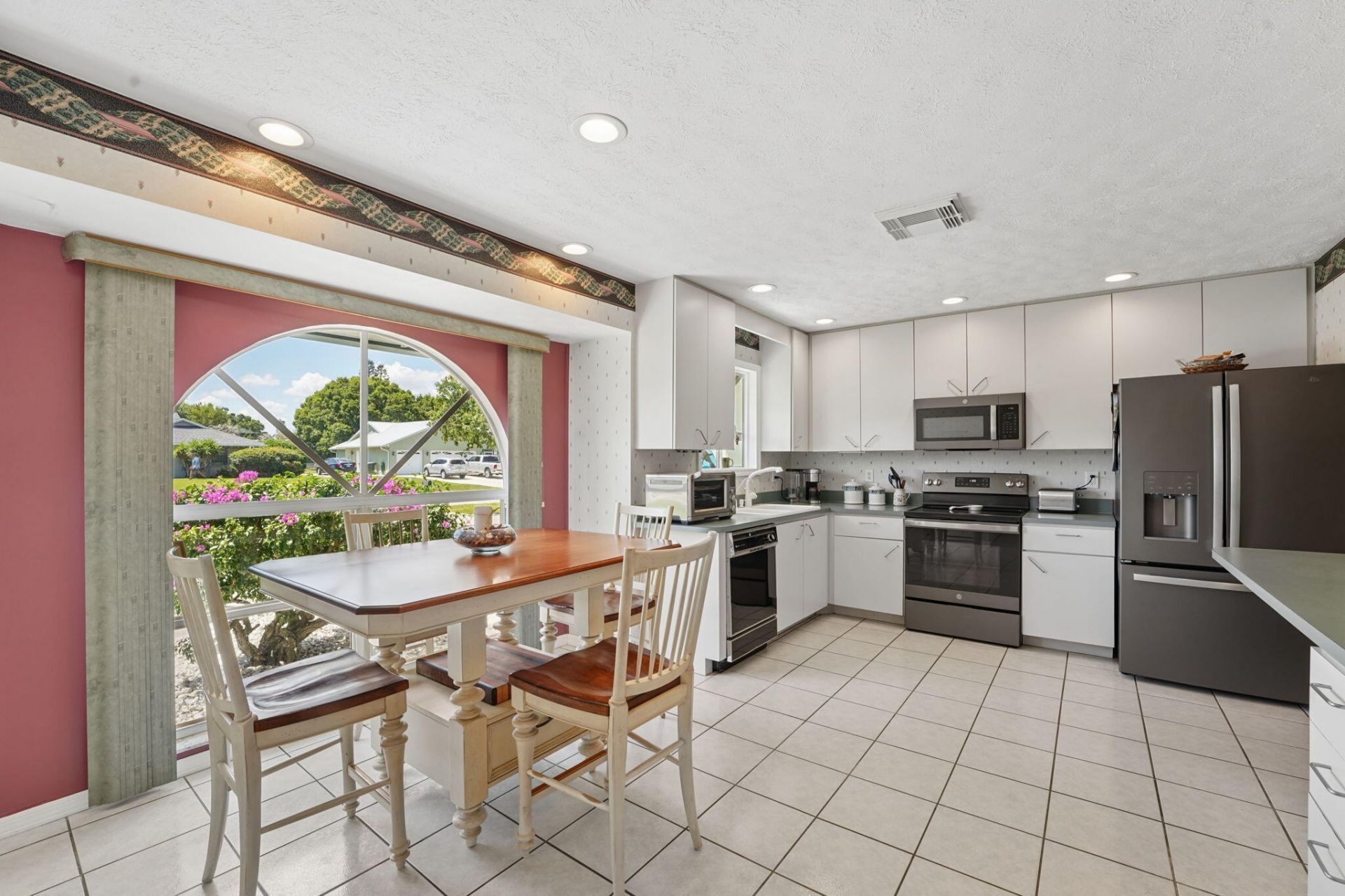 902 Egret Avenue, Fort Pierce, FL 34982 Photo