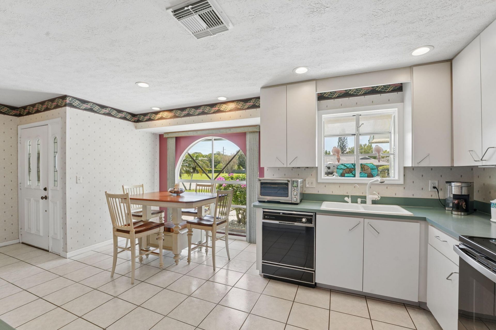 902 Egret Avenue, Fort Pierce, FL 34982 Photo