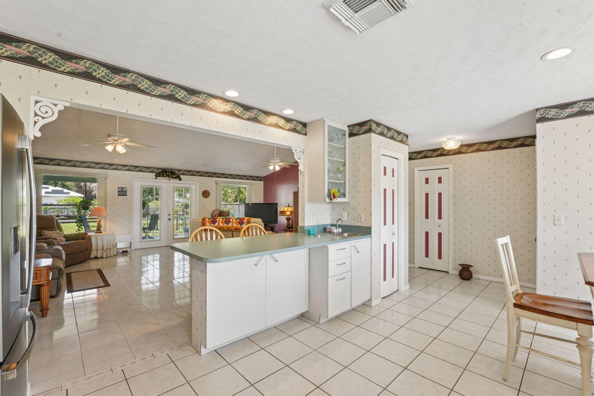 902 Egret Avenue, Fort Pierce, FL 34982 Photo