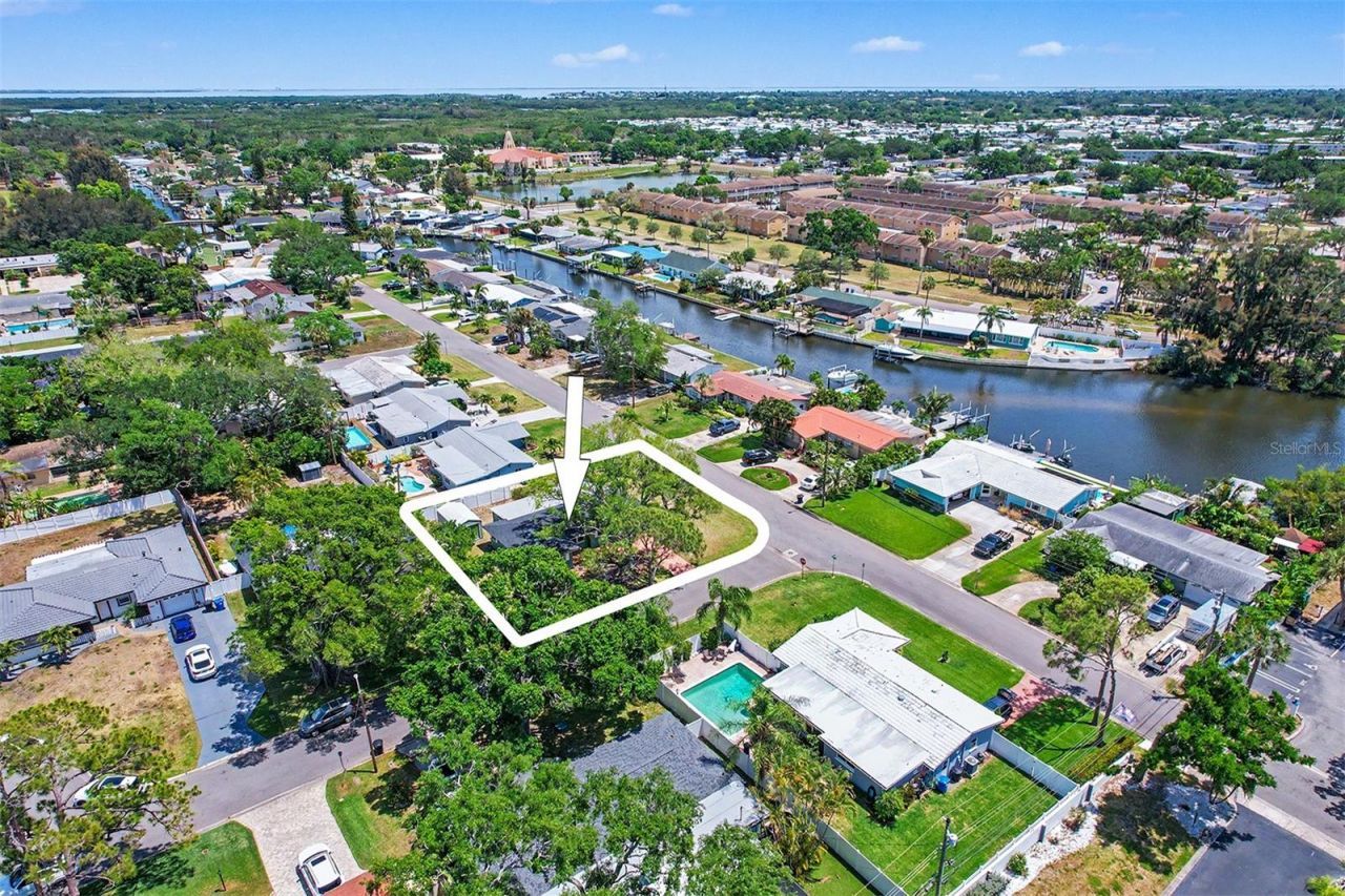 7901 3rd Street N, Saint Petersburg, FL 33702 Photo