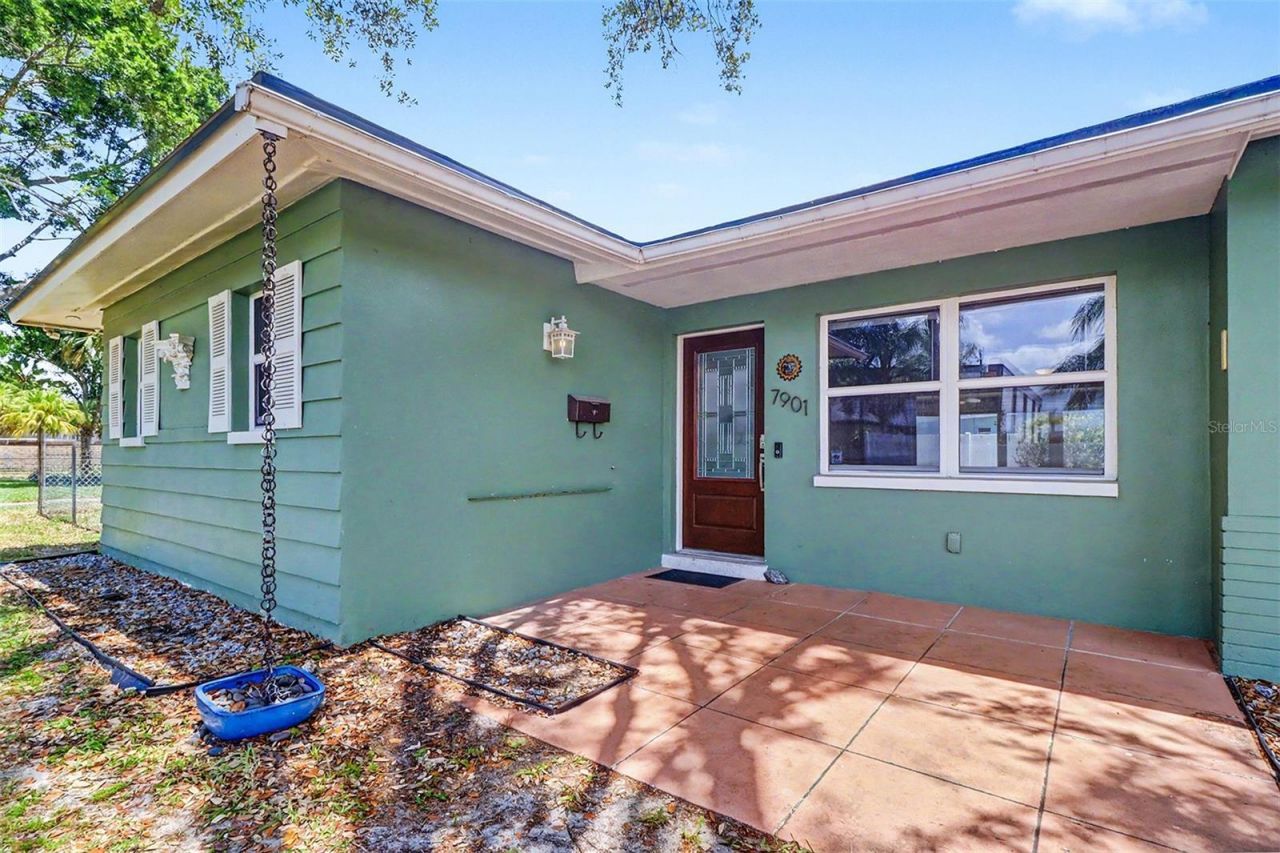 7901 3rd Street N, Saint Petersburg, FL 33702 Photo