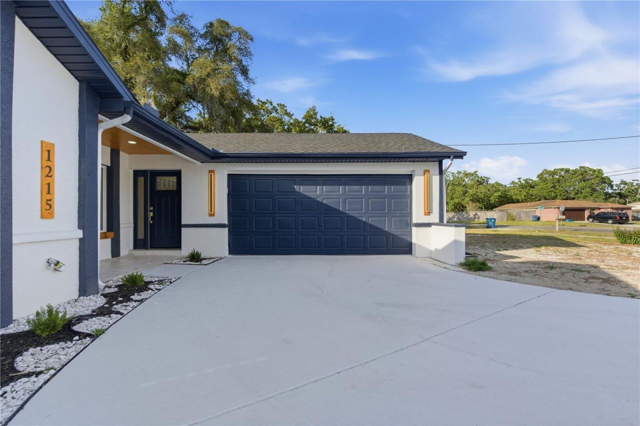 1215 Waterfall Drive , Spring Hill, FL 34608 Photo