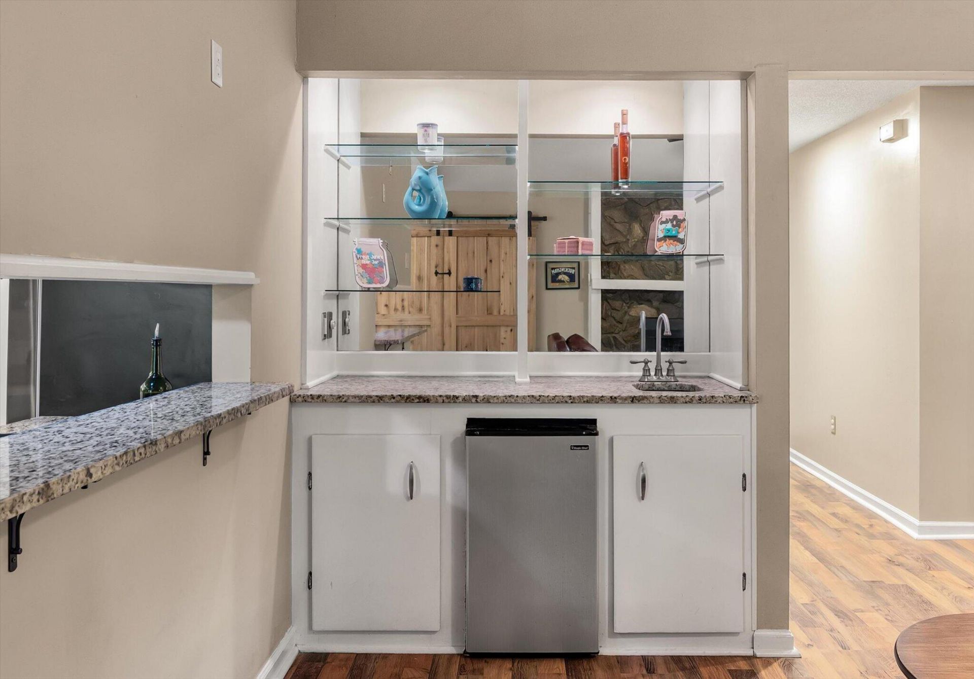 1813 Overrun Street Photo 8