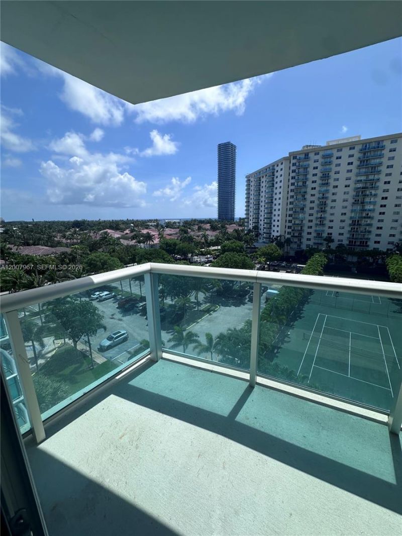 19380 Collins Ave , Unit 712, Sunny Isles Beach, FL 33160 Photo