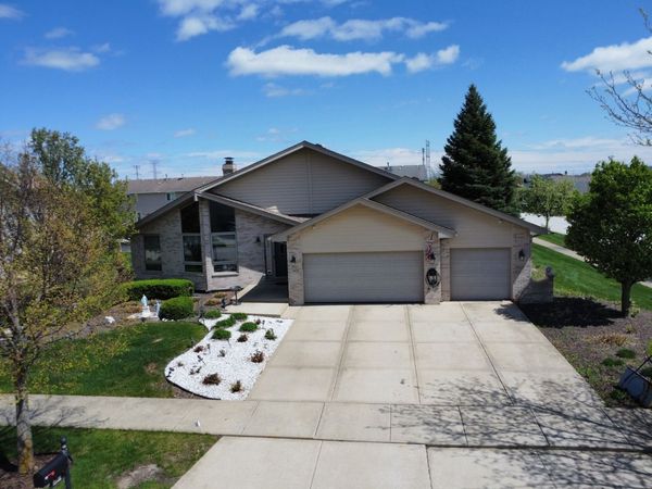 19839 Silverside Drive, Tinley Park, IL 60487